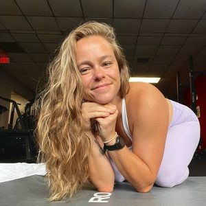 Meet your Posher, Maraya